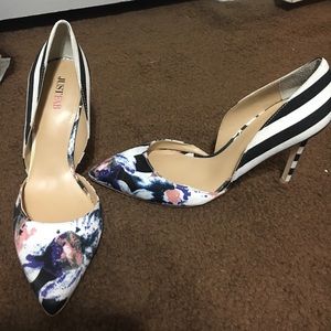 Stripe floral heels